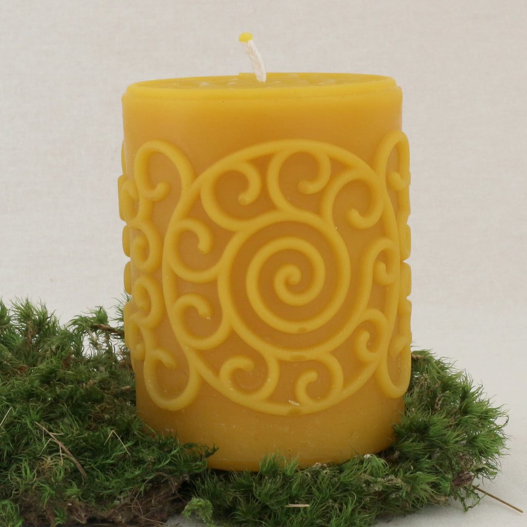 Spiralkerze aus Bienenwachs