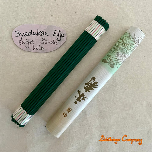 2 Rollen von Byadukan Eiju, Sandelholz Räucherstäbchen aus Japan von Nippon Kodo. 1 Rolle mit grünen Stäbchen