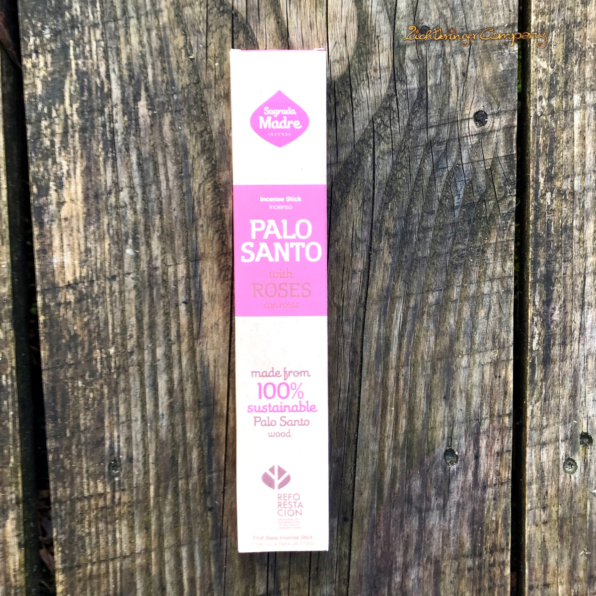 Palo Santo Rose Räucherstäbchen von Sagrada Madre, Verpackung