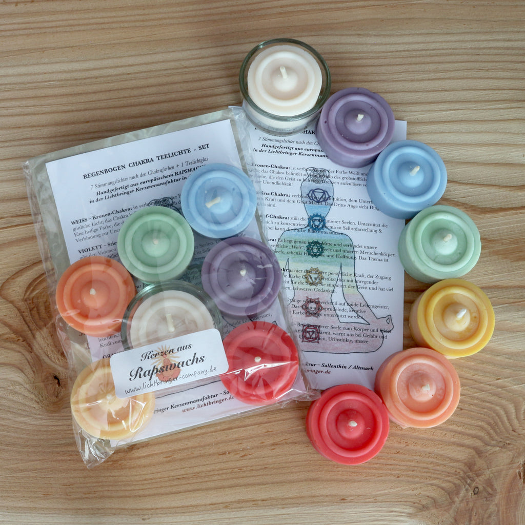 Regenbogen Chakra Teelichter Set aus Rapswachs, inklusive Beschreibung