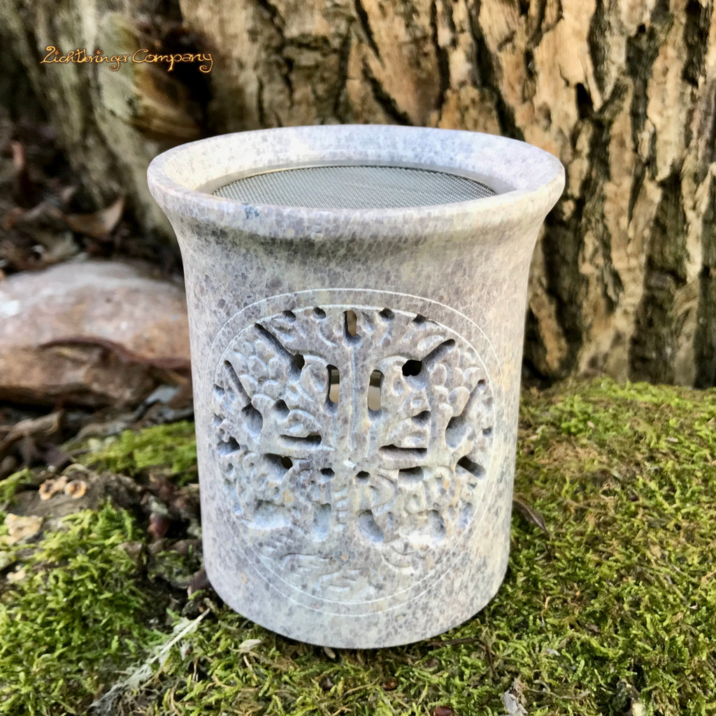 Helles Räucherstövchen mit Motiv Lebensbaum aus Speckstein