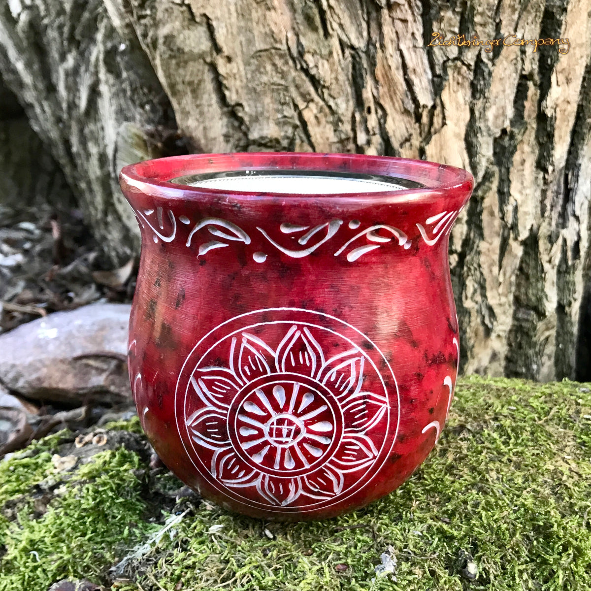 Rotes Räucherstövchen mit Sonnenblume aus Speckstein, Ansicht von vorn